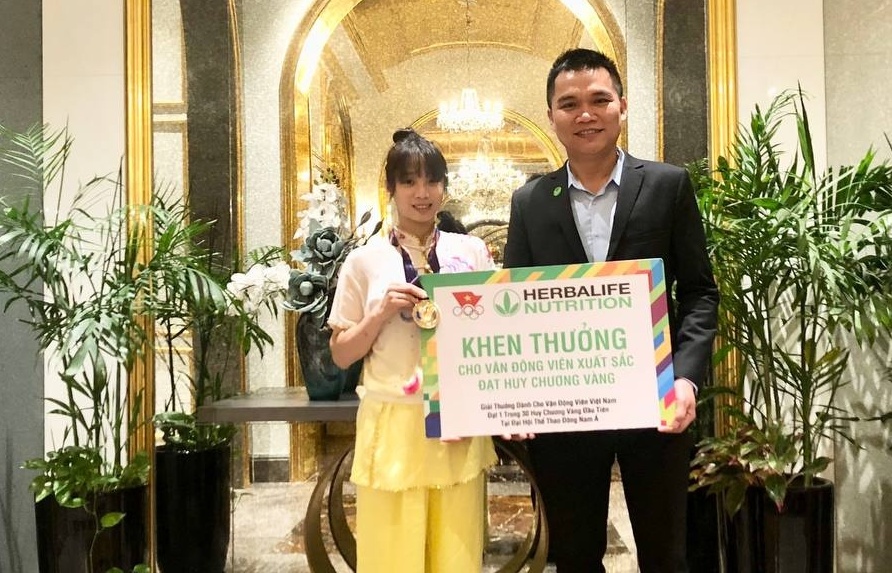 Herbalife Vietnam awards first 30 gold medals of Vietnamese athletes at SEA Games