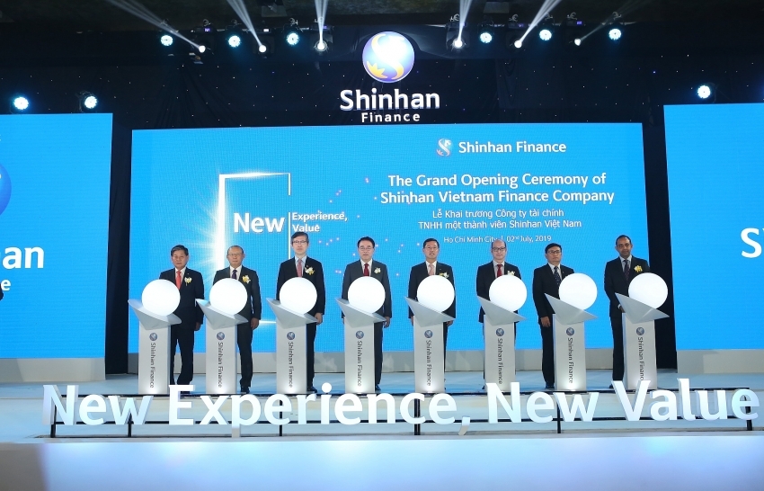Shinhan Card launches Shinhan Finance and its corporate identity