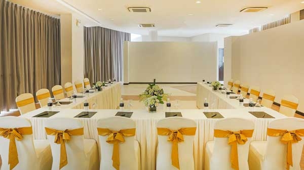 Melia Danang Resort offers special meeting and gala dinner packages