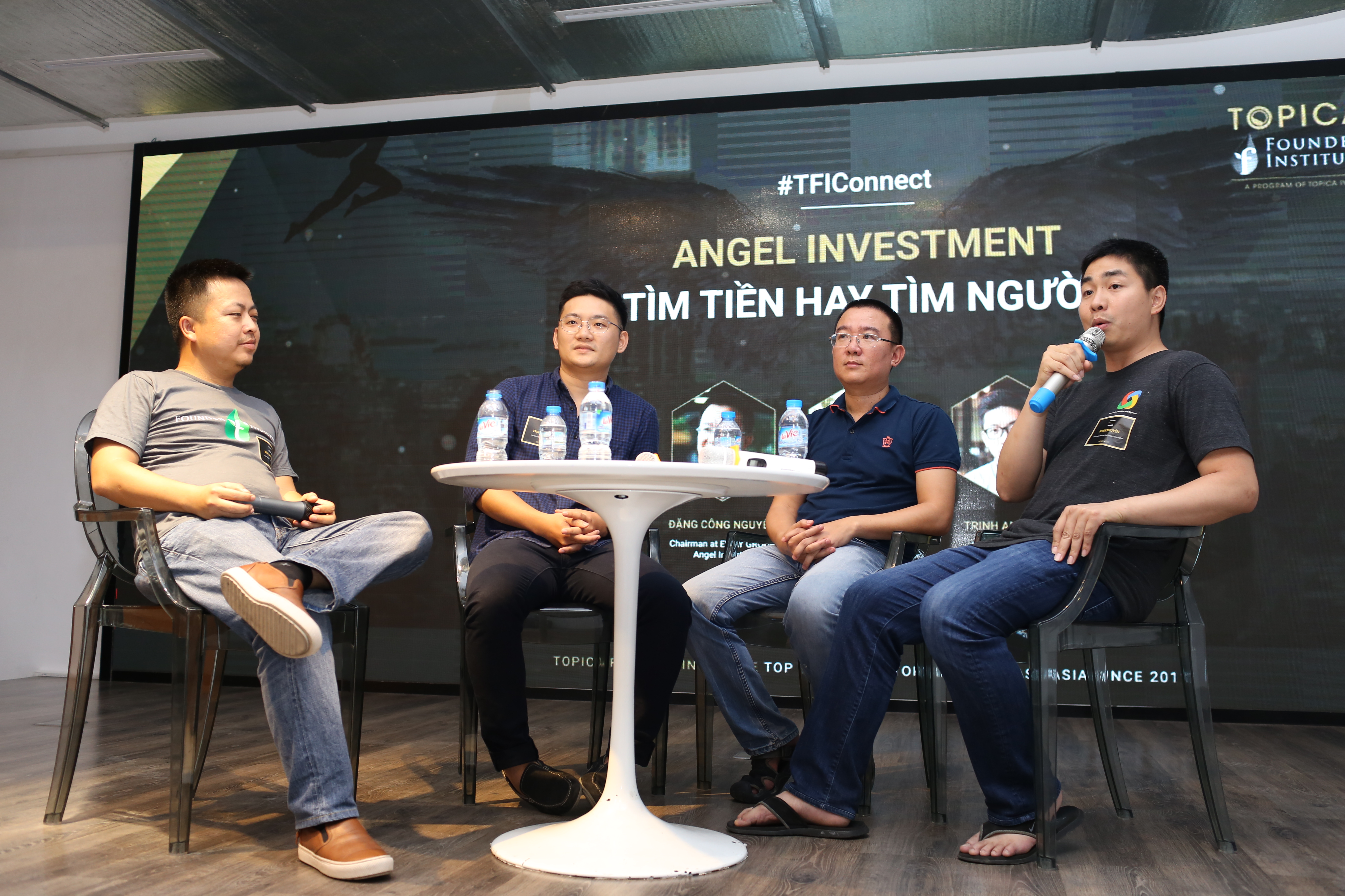 Angel investors shared experiences with Vietnamese startups