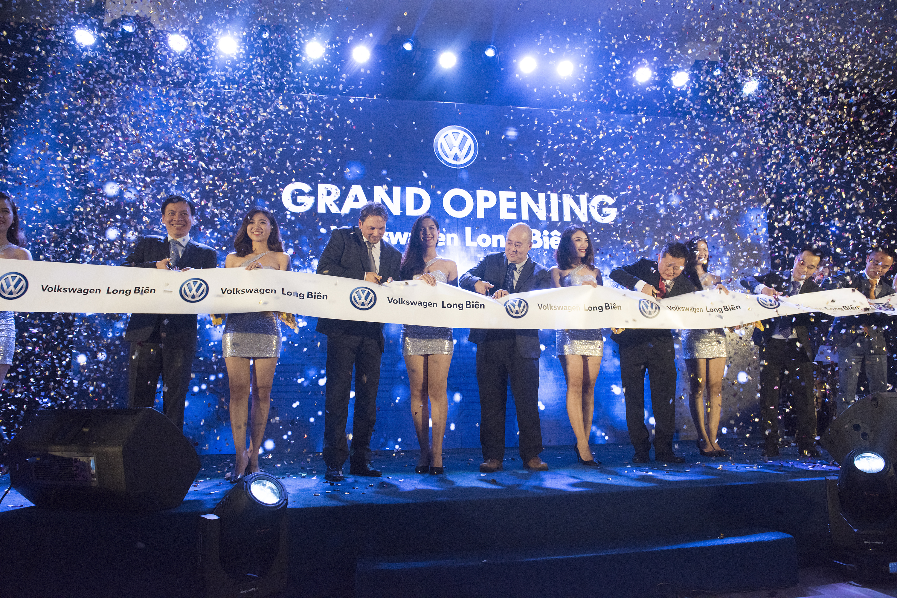 Volkswagen Vietnam expands dealership network