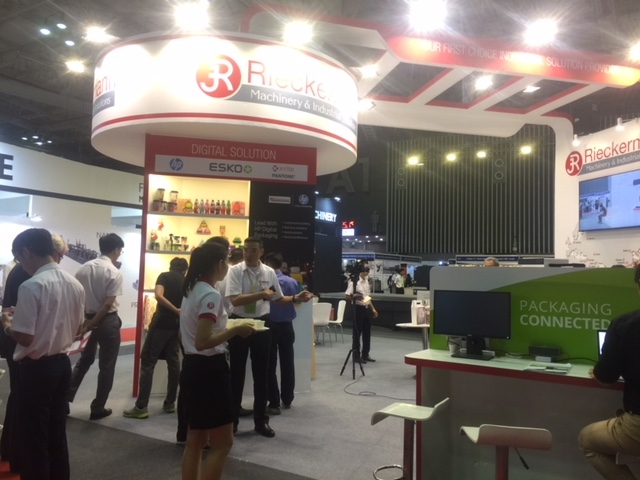 380 exhibitors offer latest technology at vietnam printpack foodtech