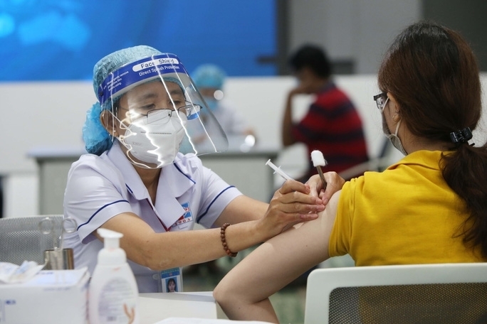 ho chi minh city already vaccinated 43 million citizens