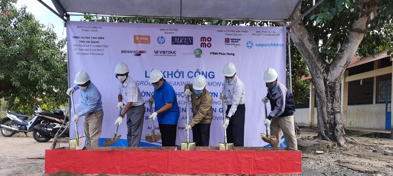 BASF and customers build sixth school in remote area of Vietnam
