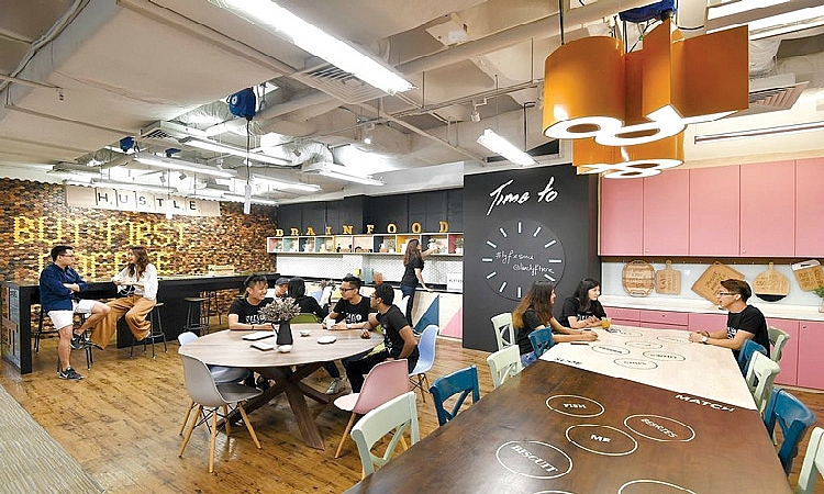 co working spaces in hanoi hcmc see bright future