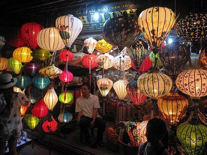 new night market opens in ancient city
