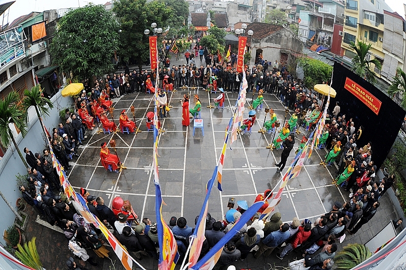 xiangqi festival at vua pagoda attracts crowds