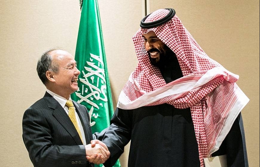 SoftBank and Saudi Arabia sign for world's largest solar power project