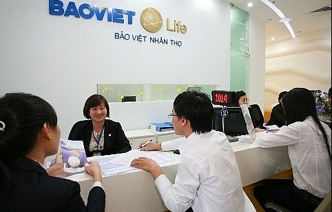 samsung life eyes 20 per cent in bao viet life