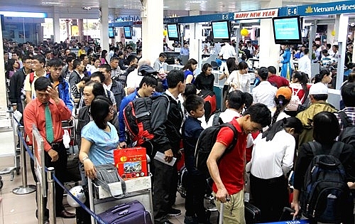 private sector enters to deal with airport overload