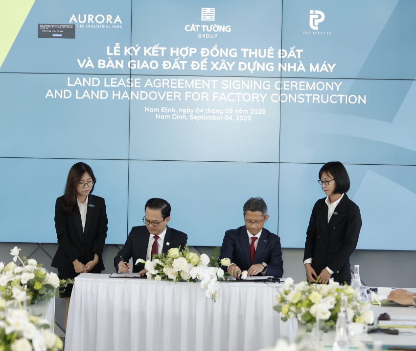 cat tuong and top textile vietnam sign land lease contract at aurora ip