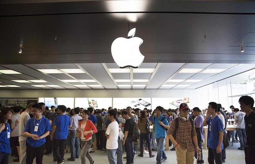 Apple manufacturers looking to shift business from China to Vietnam