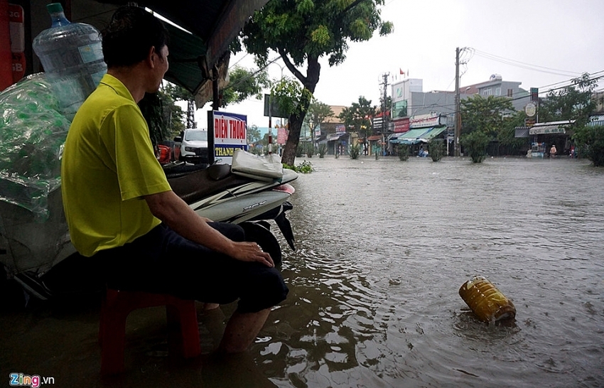 Danang flood to continue for several days more