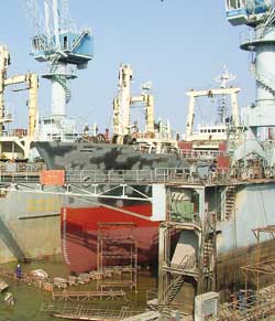 shipbuilder backs out of steel project