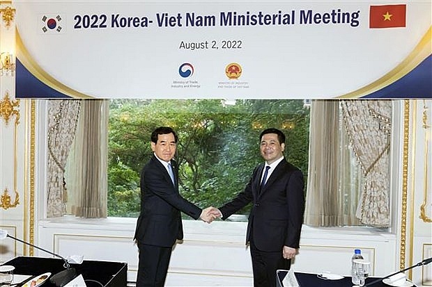 RoK expects to cooperate with Vietnam in human resources training, technology transfer