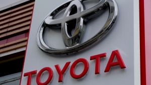 Toyota upgrades forecast even as Q1 net profit slumps