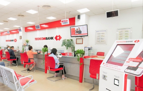 Techcombank shining at ABF Retail Banking Awards 2022 - Vimarsana News