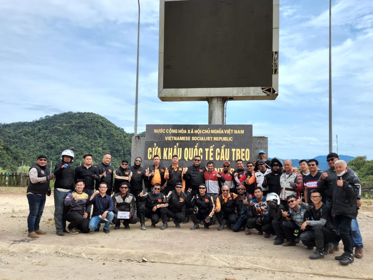 Fostering Indonesia-Vietnam friendship through the love for motorbikes