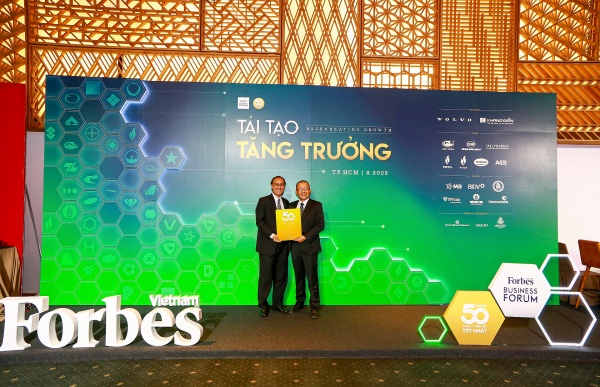 Binh Minh Plastics honoured by Forbes Vietnam