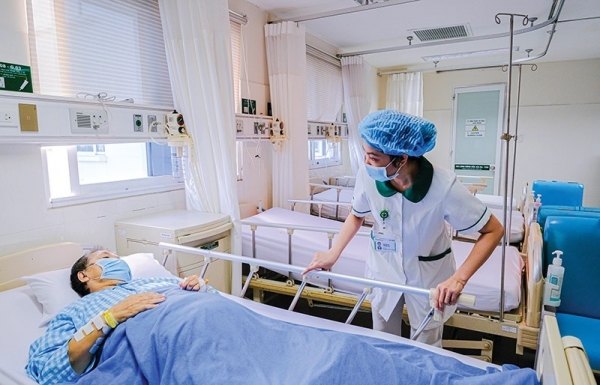 Post-pandemic staff headaches continuing for local hospitals - Vimarsana News