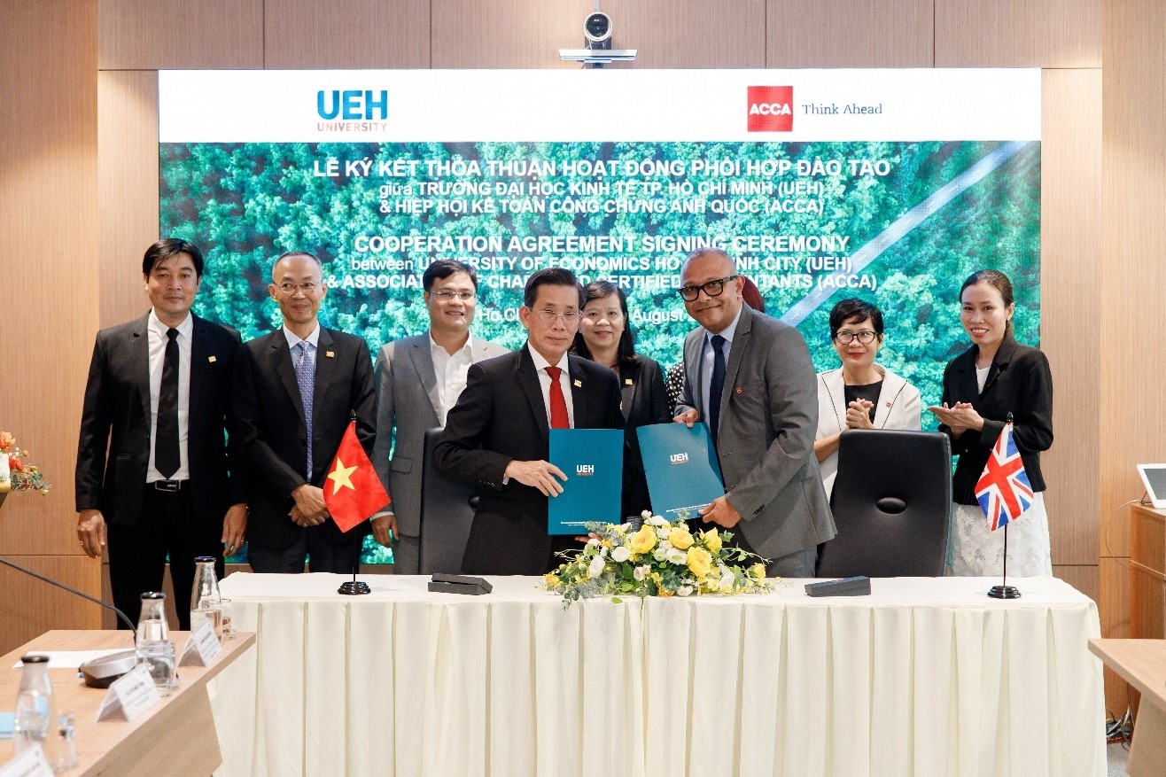 ACCA and UEH enhance opportunities for Vietnam’s future accountants