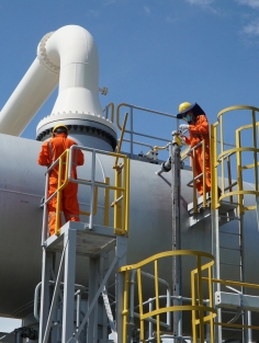 PetroVietnam to develop $19-billion refinery and petrochemical complex - Vimarsana News