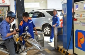 Petrol retailers demand major changes