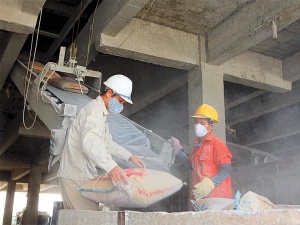 Spiking coal price creates mixed sentiment