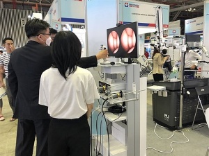 Medical-pharmaceutical, beauty products exhibitions open in HCM City