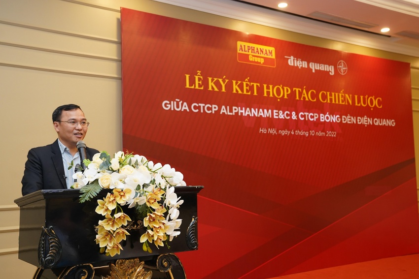 Dien Quang Lamp signs cooperation agreement with Alphanam E&C