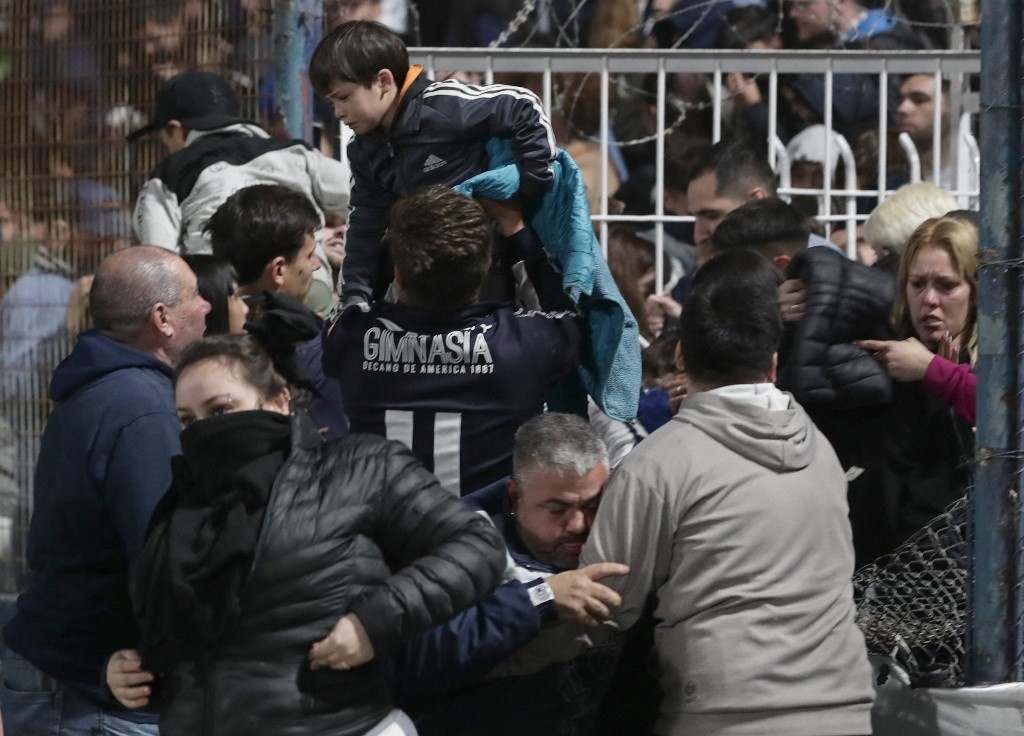 One dead in unrest at Argentina soccer match: official