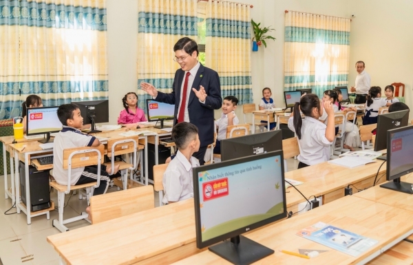 DEG Impulse and NovaGroup education project rolls out in Dong Thap - Vimarsana News