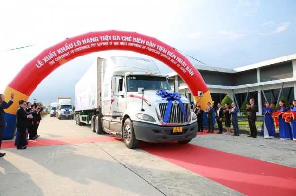 Export of first shipment of C.P. Vietnam"s processed chicken to Japan - Vimarsana News