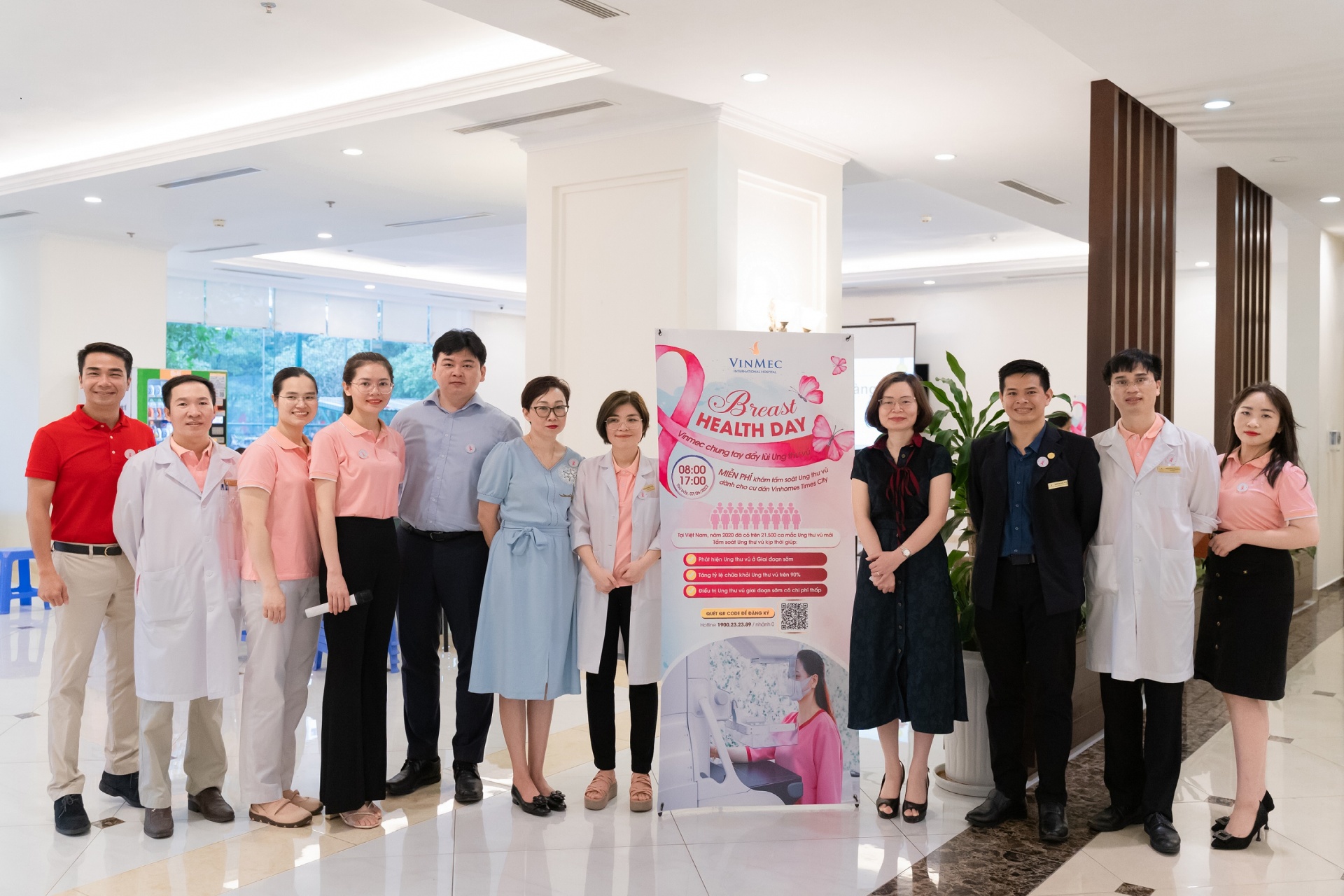 Healthcare trio collaborates to provide thousands of free breast scans
