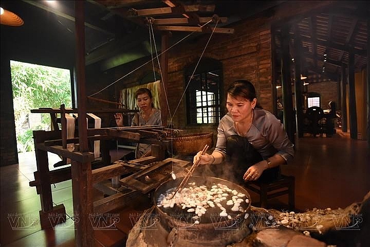 Quang Nam charms visitors with ancient ambiance