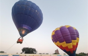 International hot air balloon festival underway in Hanoi's Son Tay town