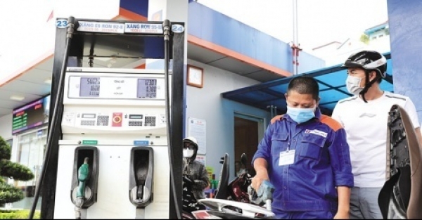 Petrolimex readjusts profits to 10 per cent of plan - Vimarsana News
