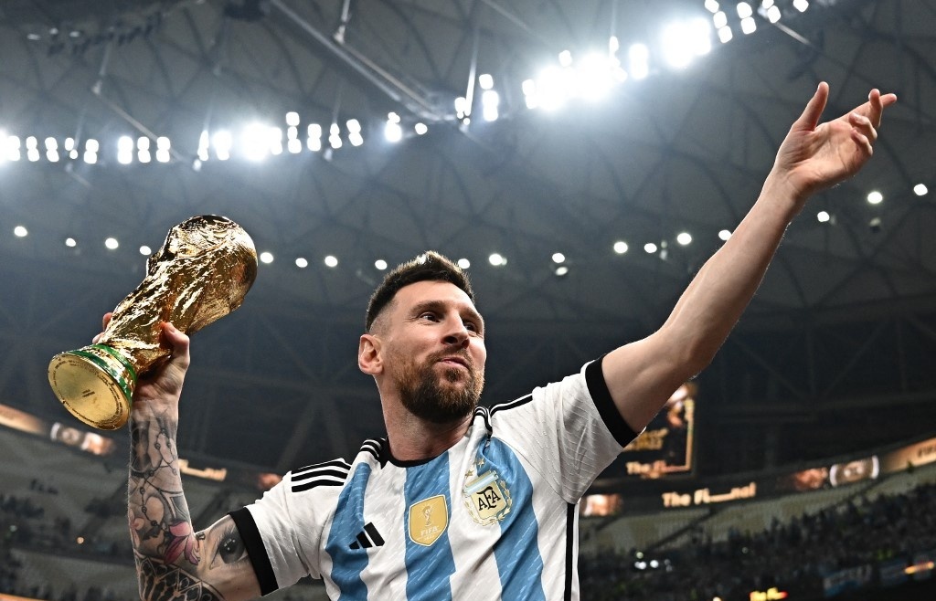 Messi says will continue Argentina career after World Cup win