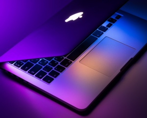 Apple to manufacture MacBooks in Vietnam next year