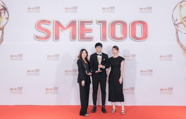 Double U won "SME100 – Fast Moving Companies Awards 2022" - Vimarsana News