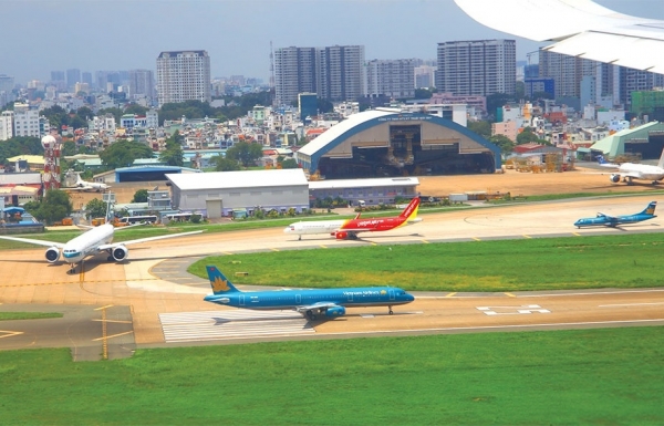 Contrasting complexions representing aviation arena - Vimarsana News