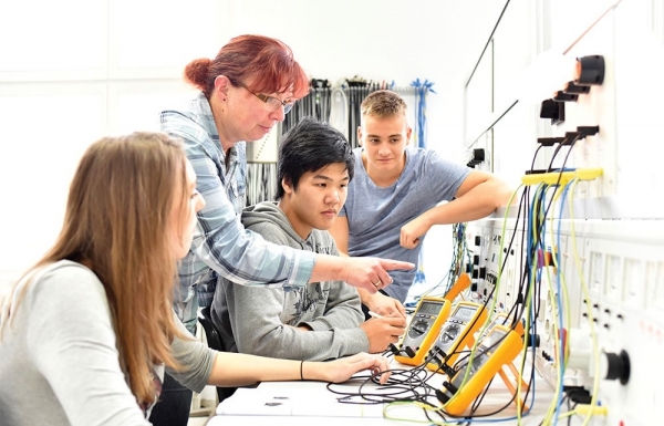 Barriers broken down in vocational training - Vimarsana News