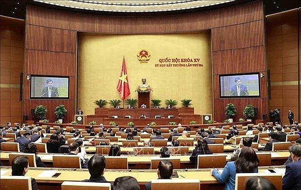 NA approves resolution on relieving Nguyen Xuan Phuc from posts