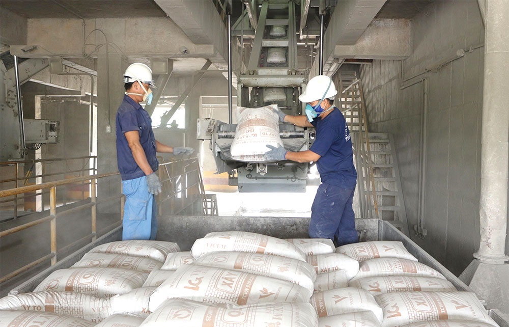 Vietnam’s cement producers strive to deal with excess
