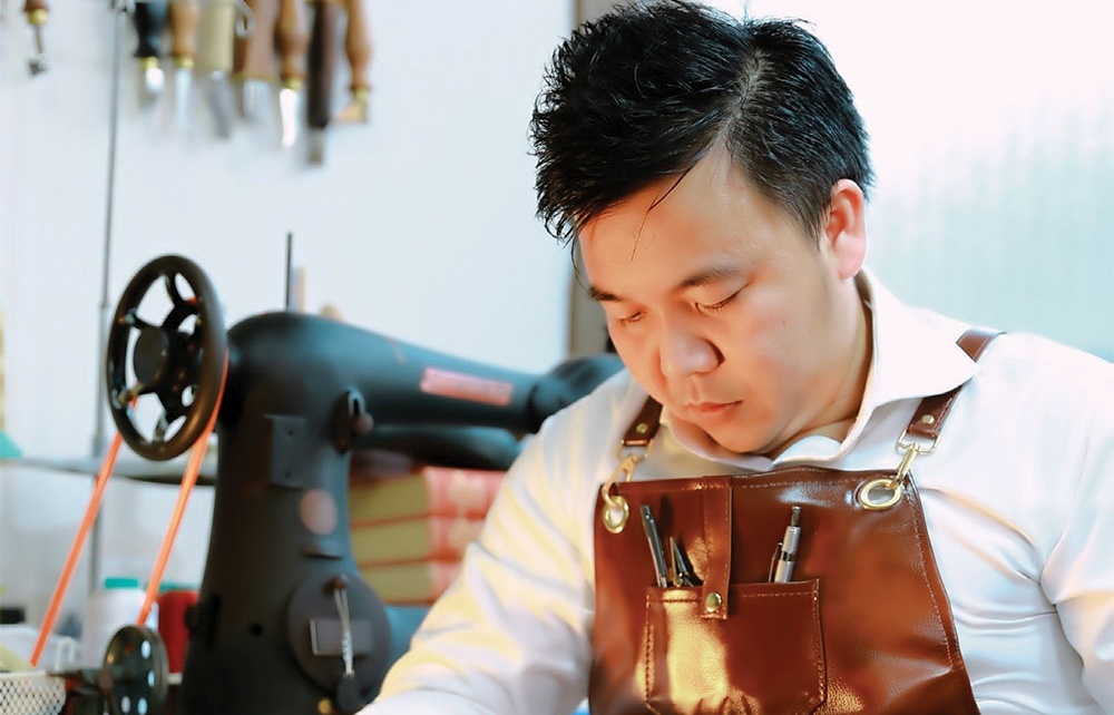 Engineer dreaming of bespoke shoemaking in Vietnam