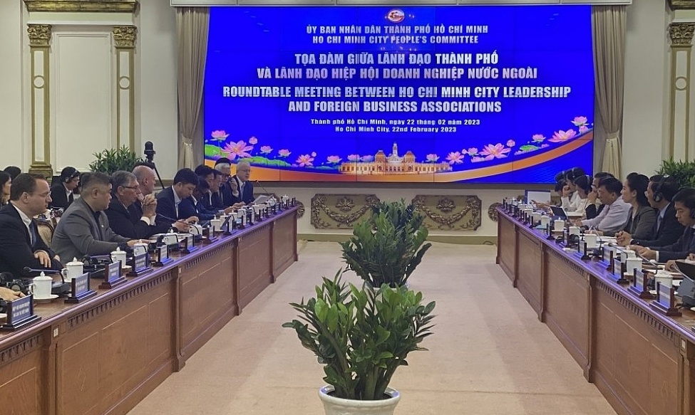 Ho Chi Minh City to wipe out obstacles for foreign investors