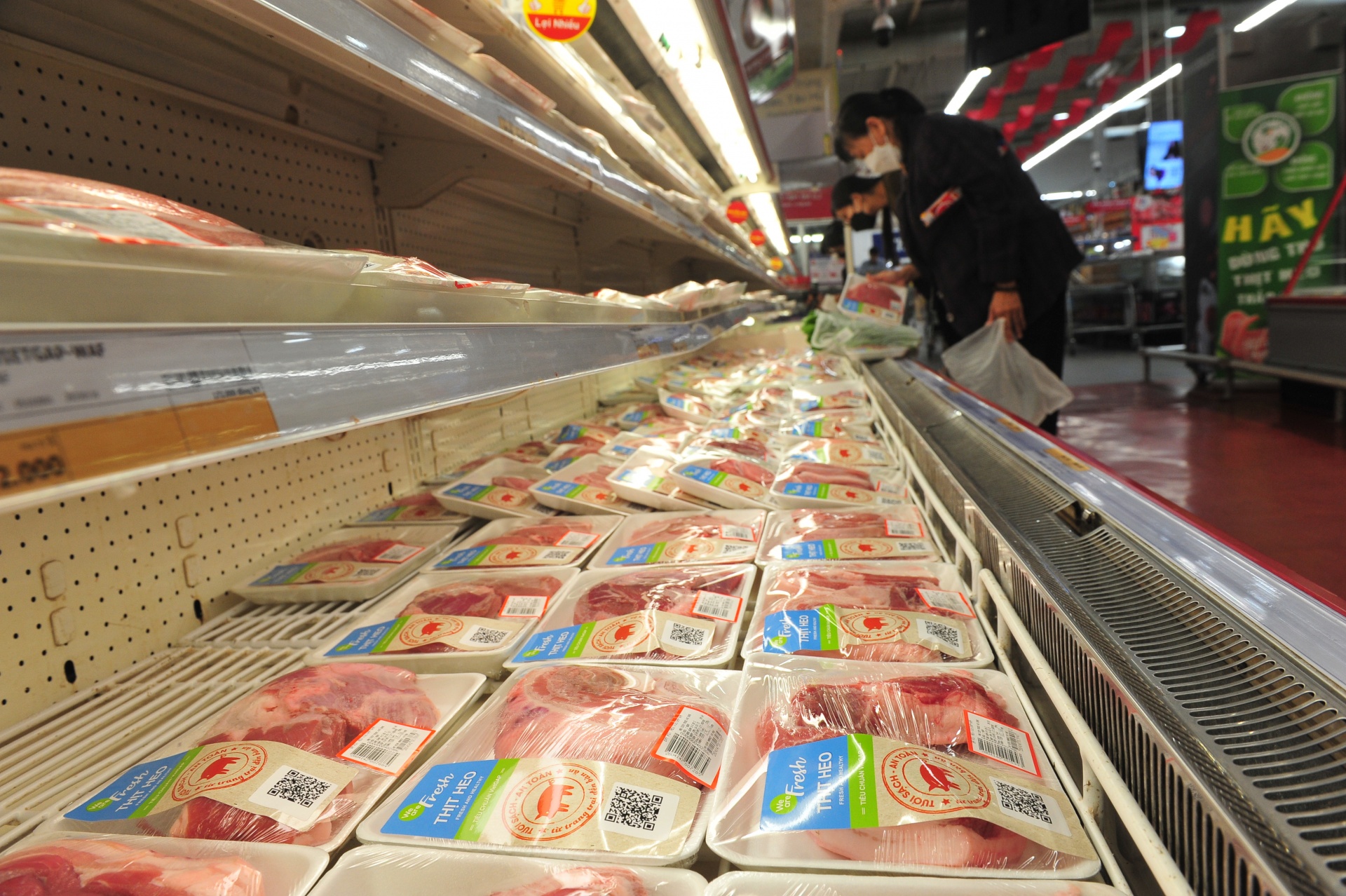 MM Mega Market launches initiative to collaborate with pig farmers