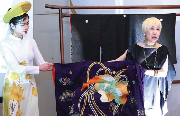 Kimono - Ao dai Fashion Show: The beauty of Vietnam-Japan cultural exchange - Vimarsana News