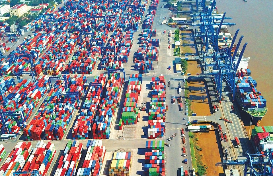 Momentum for seaports hard to retain