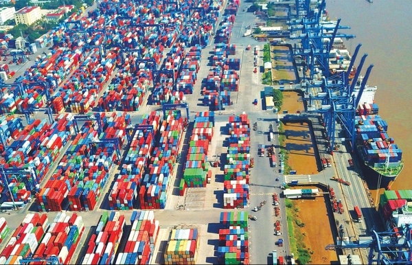 Momentum for seaports hard to retain - Vimarsana News